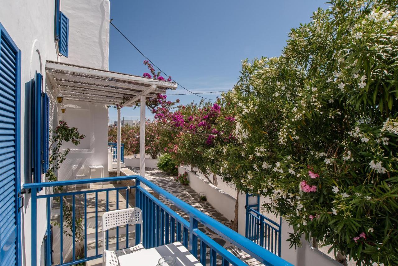 Livadia Seaside Studios 10 Páros Exteriör bild
